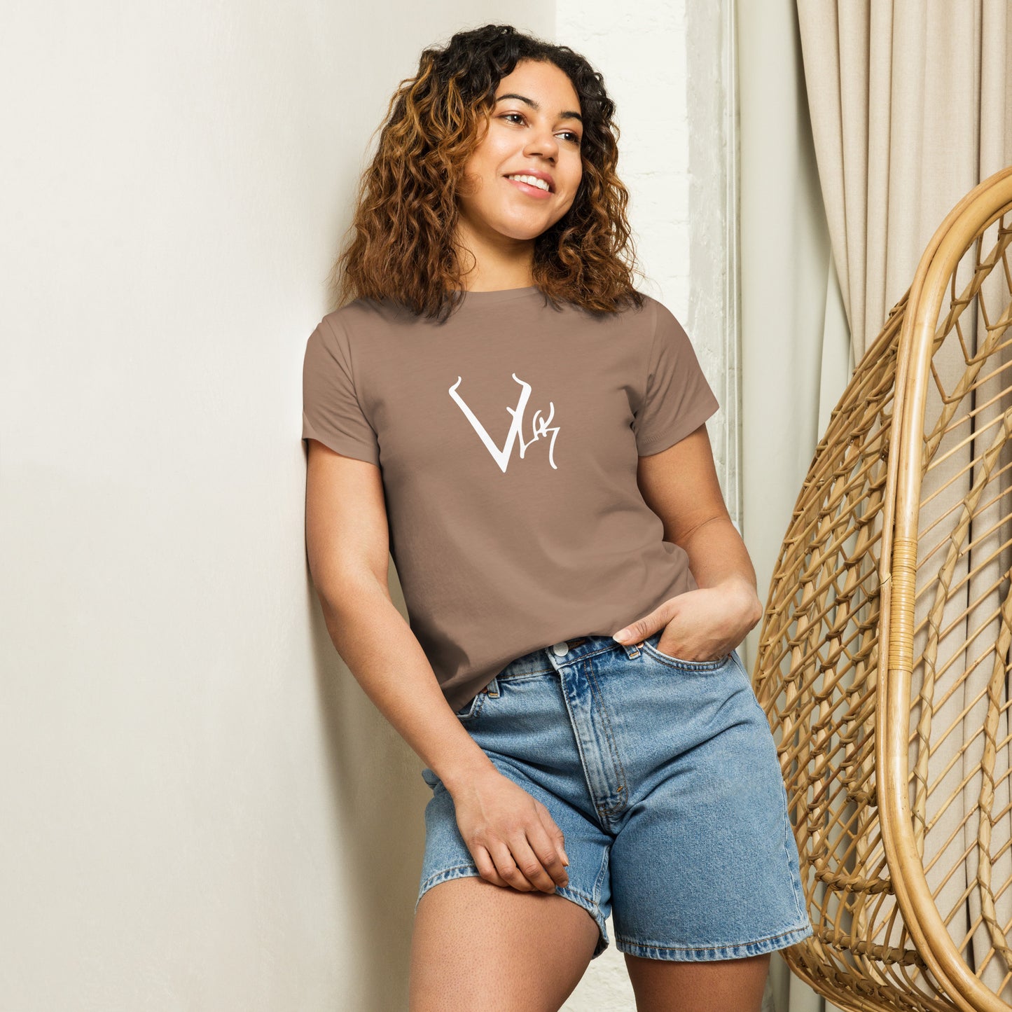 Vuk Women’s high-waisted t-shirt